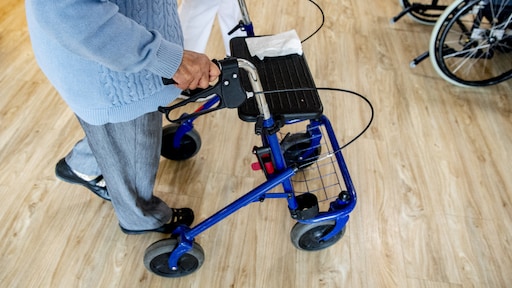 Mantelzorgers overbelast, 'ouderenmishandeling ligt op de loer'