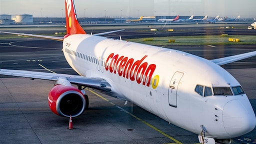 Corendon verplaatst 150 vluchten van Schiphol naar Rotterdam door chaos