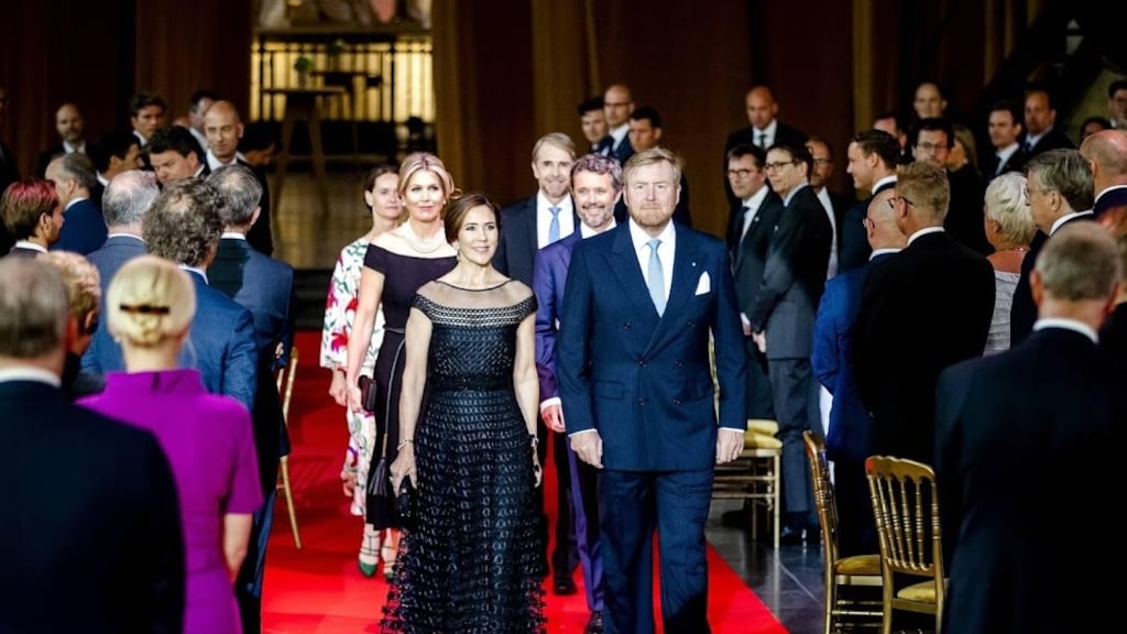 Borgen-actrice opent galadiner koningspaar en Deens bezoek