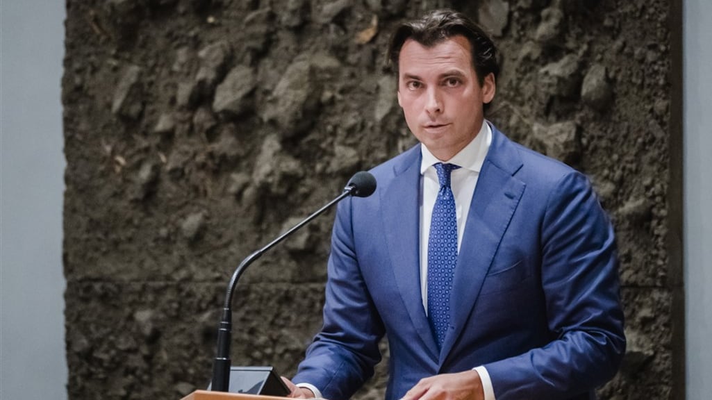 Acht partijen in Tweede Kamer dienen klacht in tegen Baudet, schorsing dreigt