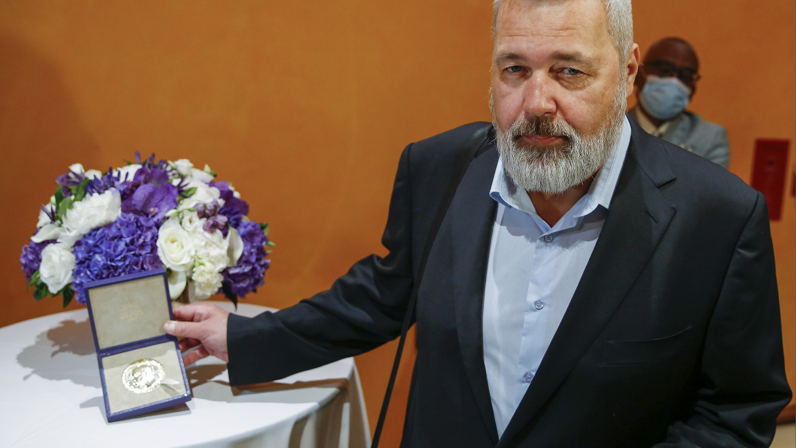 Russische journalist veilt Nobelprijs voor 100 miljoen, opbrengst naar Oekraïne 