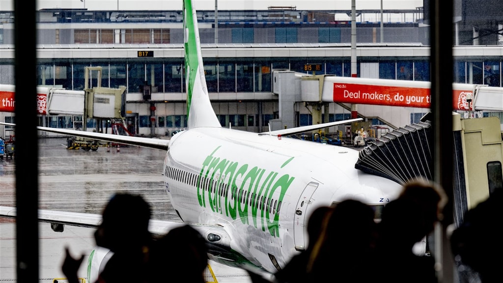 Transavia cancelt 240 vluchten, 13.000 boekingen getroffen