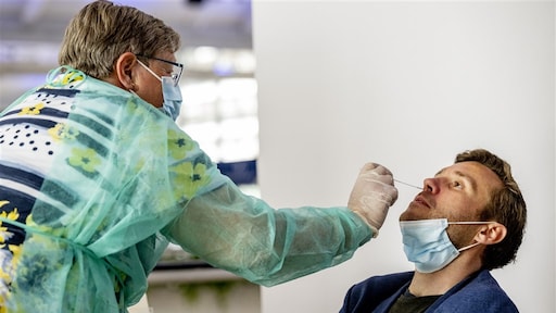 Opnieuw meer coronagevallen, ook stijging in ziekenhuisopnames