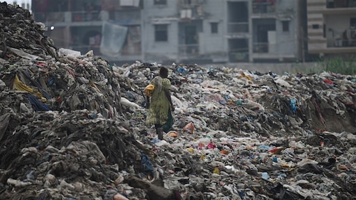 Grote vervuiler India doet wegwerpplastic in de ban