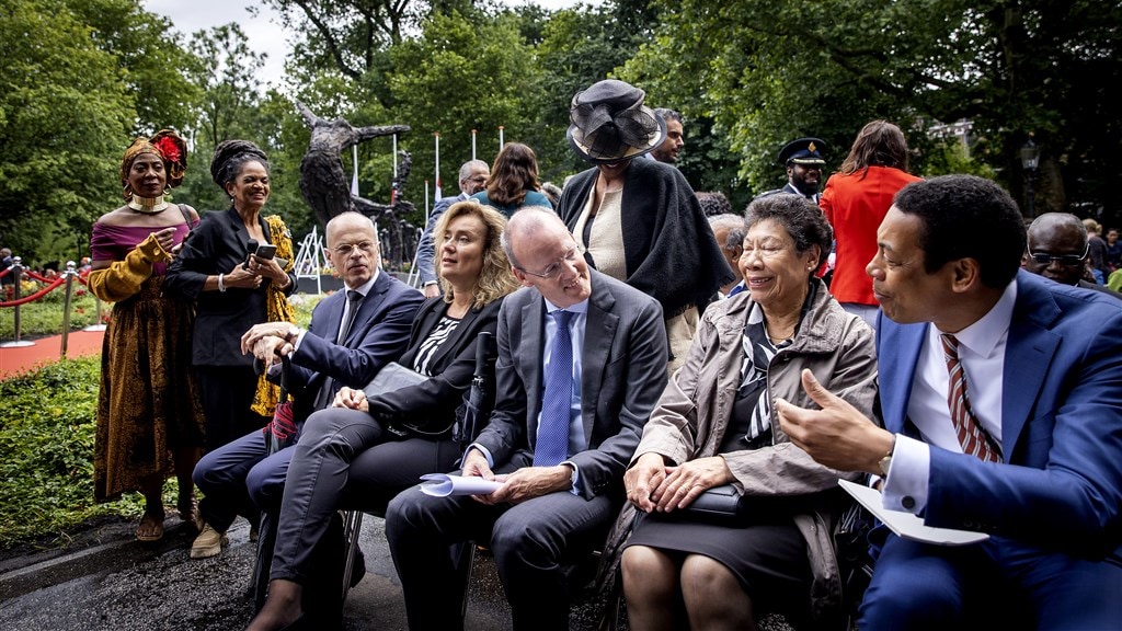 Knot biedt namens DNB excuses aan voor historische rol bij slavernij