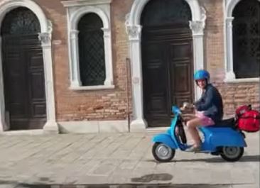 Nederlander (19) krijgt fikse boete voor scooterritje in Venetië