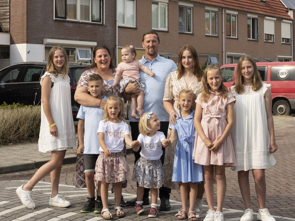 Familie Jelies geëmotioneerd door Een Huis Vol-primeur: 'Doet wat met ons'