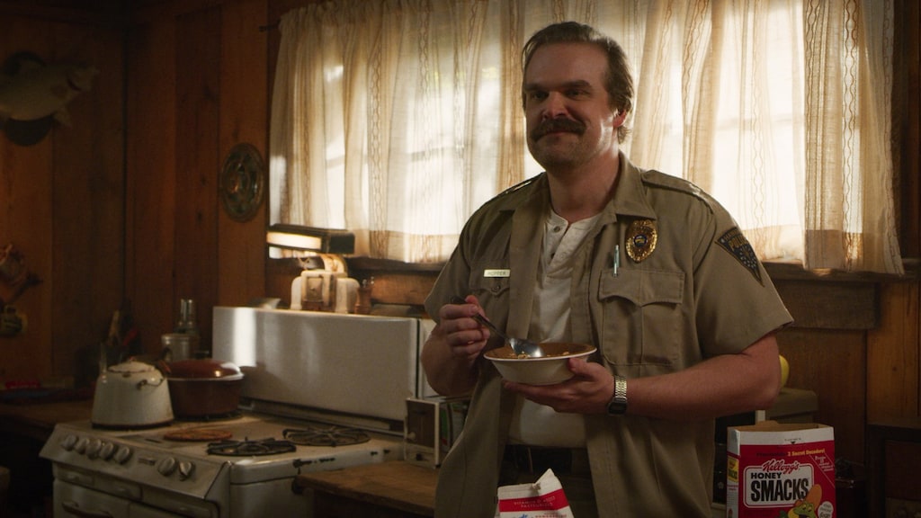 David Harbour als Jim Hobber in seizoen 3