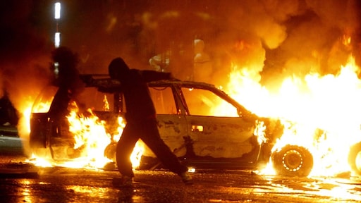 Chaos in Britse politiek kan spanningen in Noord-Ierland doen oplaaien