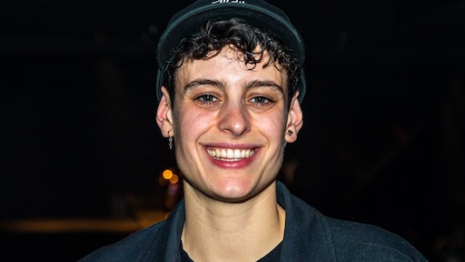 Thorn de Vries vraagt X aan in paspoort: 'Nu begint het wachten'