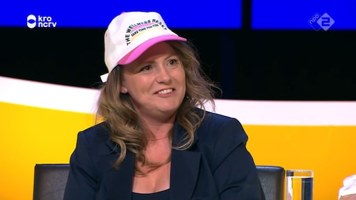 De Slimste Mens-kijkers ergeren zich groen en geel aan pet van Michèlle Schimscheimer