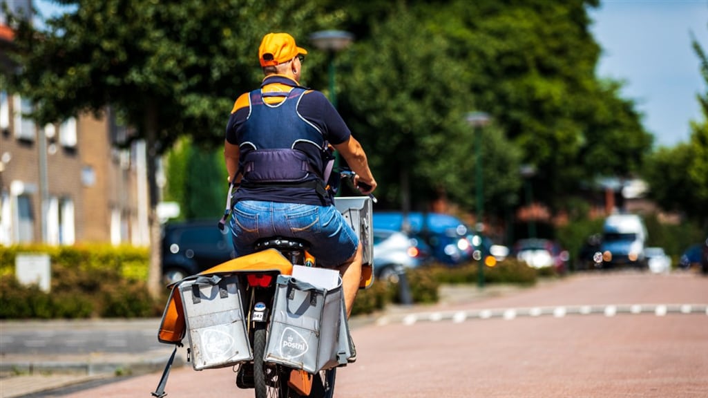PostNL biedt alle postbezorgers een vast contract aan
