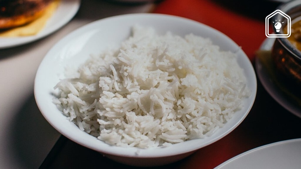 Om deze reden zet jij voortaan een kopje rijst in je kledingkast