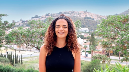 Denise uit B&B Vol Liefde strijkt over haar hart: 'Wens je alle liefde toe Dave'