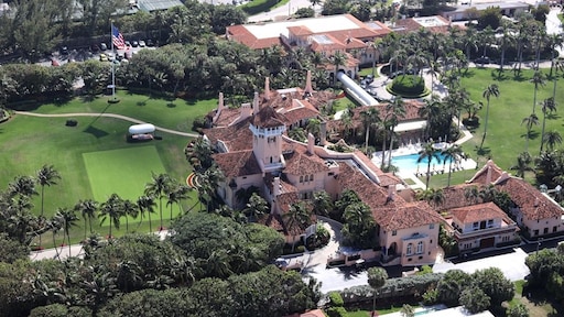 Huiszoeking woning oud-president Trump 'ongekend en zeer schokkend'