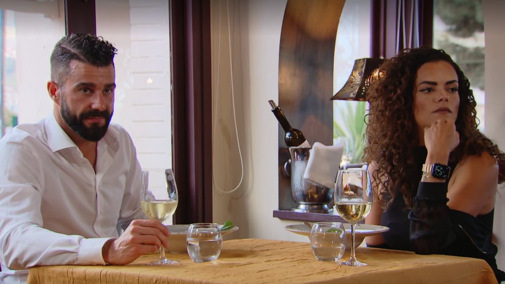 Denise en Ben op ongemakkelijke date in B&B Vol Liefde: 'Niet zo dichtbij!'