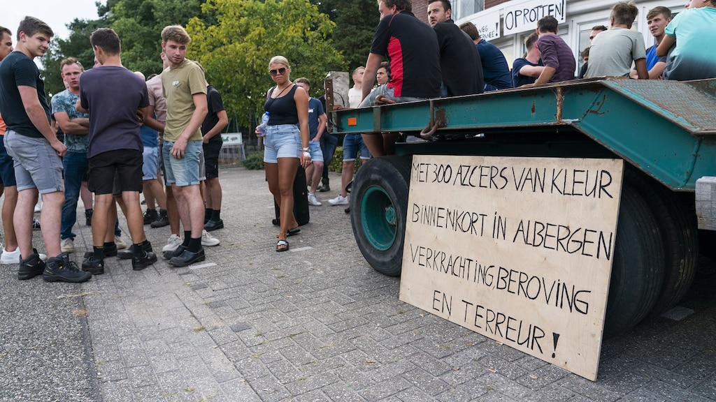 Dit bord werd snel verwijderd, ook omwonenden vonden het te ver gaan.