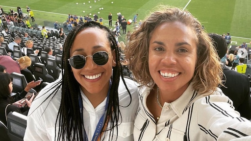 WIDM-winnares Rocky Hehakaija vraagt vriendin ten huwelijk