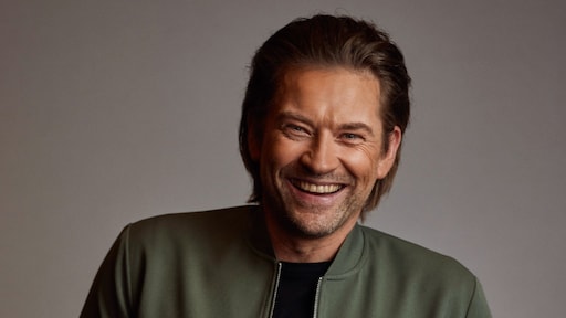 Dít is de nieuwe castfoto van Goede Tijden, Slechte Tijden