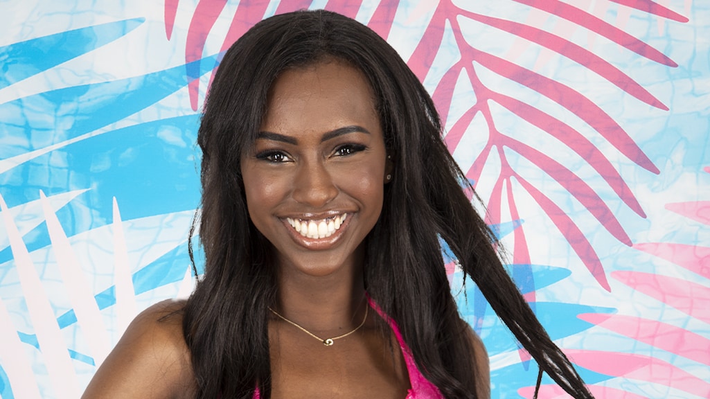 Imen van Love Island geeft liefdes-update: 'Aan het daten'