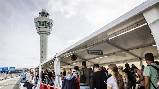 Zomerbonus personeel Schiphol verdwijnt: 'Uitkijken voor nieuwe problemen'