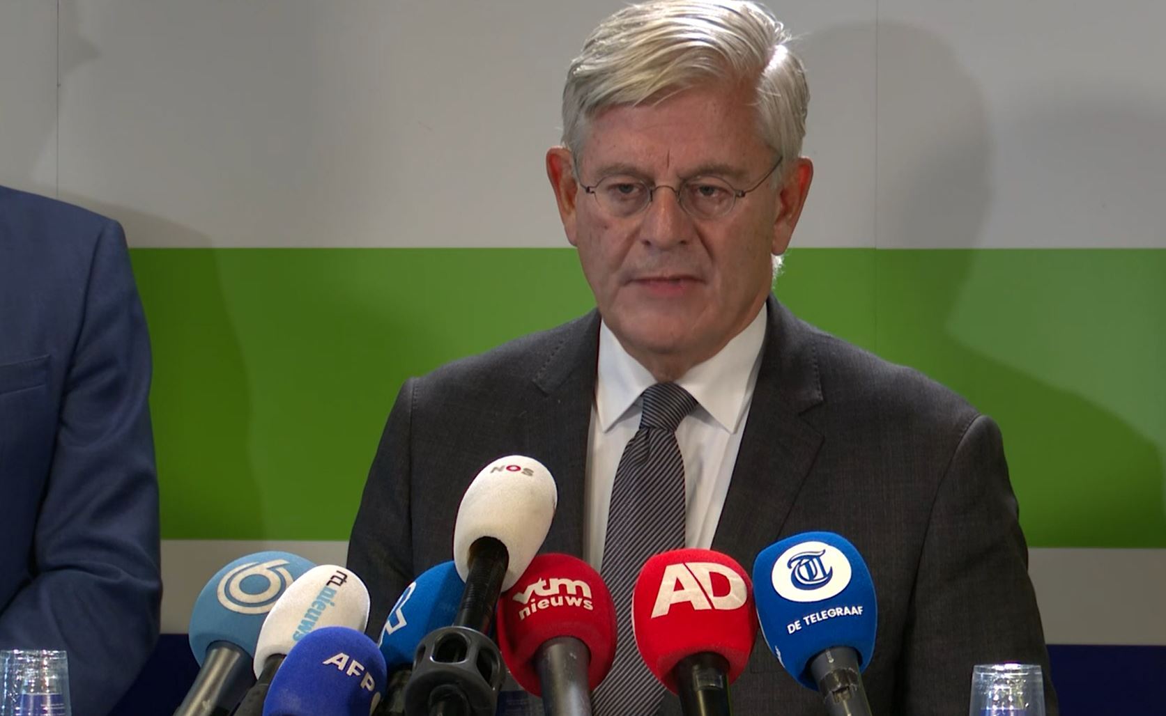 Burgemeester Hoeksche Waard: 'We zijn in rouw, in diepe rouw' 