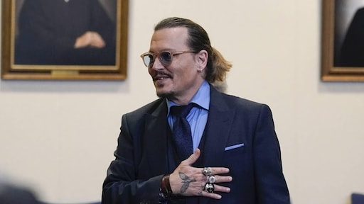 'MTV-astronaut' Johnny Depp grappend: 'Ik had werk nodig'