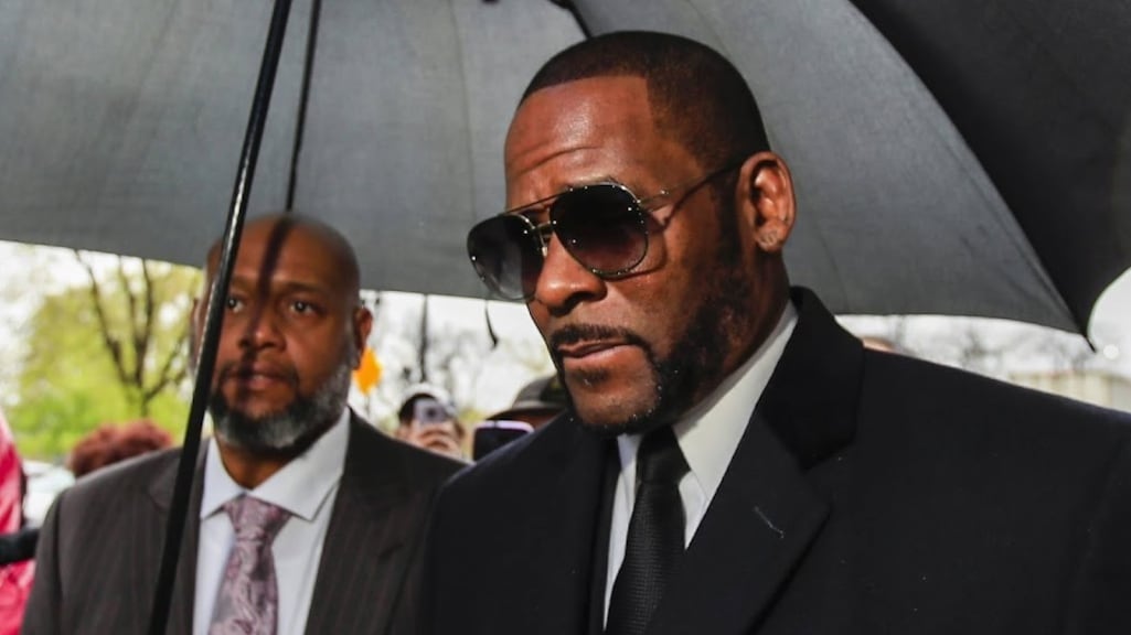 R. Kelly door twee nieuwe vrouwen beschuldigd van misbruik