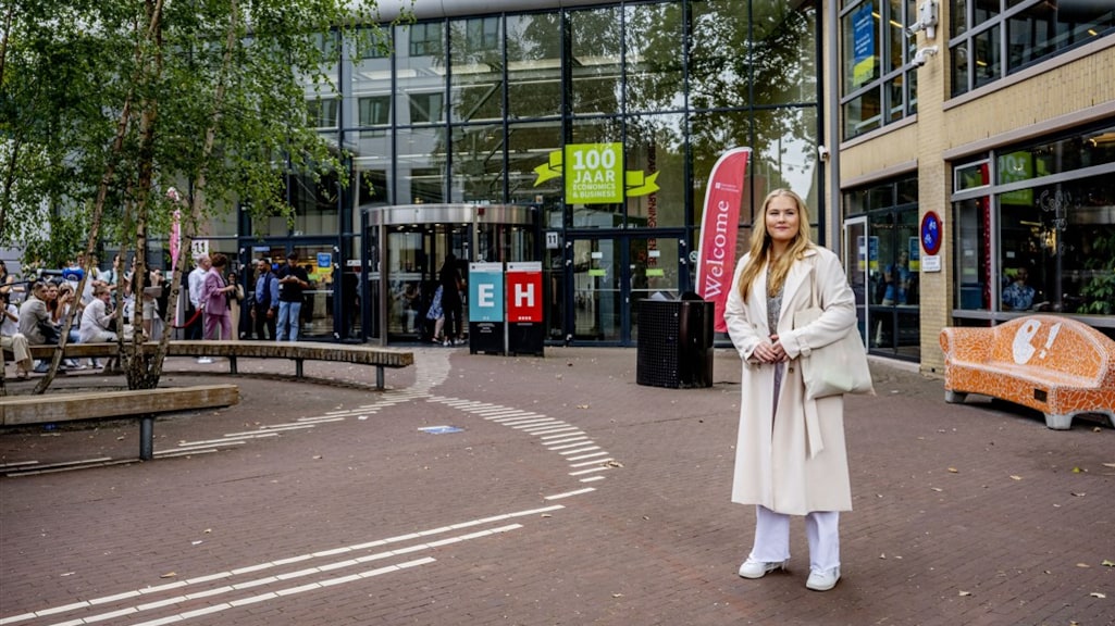 Prinses Amalia voor de Universiteit van Amsterdam