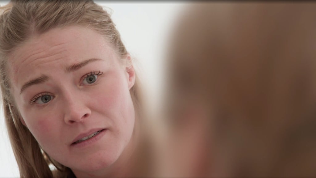 Geraldine verstijft door bizar verhaal: 'Hij wilde me in brand steken'