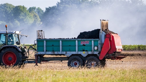 Nederlandse boeren moeten minder mest gaan uitrijden