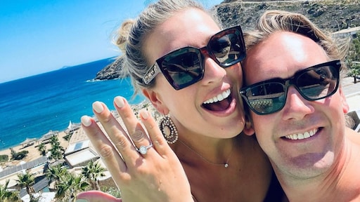 Echte Gooische moeder Bo Wilkes voor de tweede keer ten huwelijk gevraagd