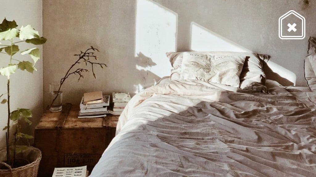 Waarom je na het opstaan niet meteen je bed moet opmaken