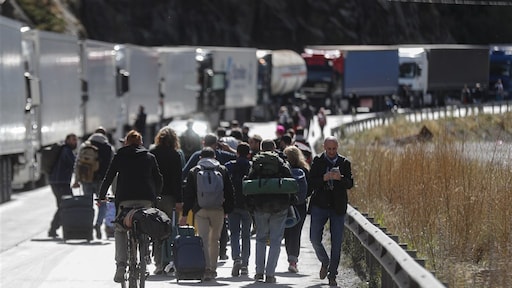 Russische checkpoints bij grens, reservisten tegengehouden