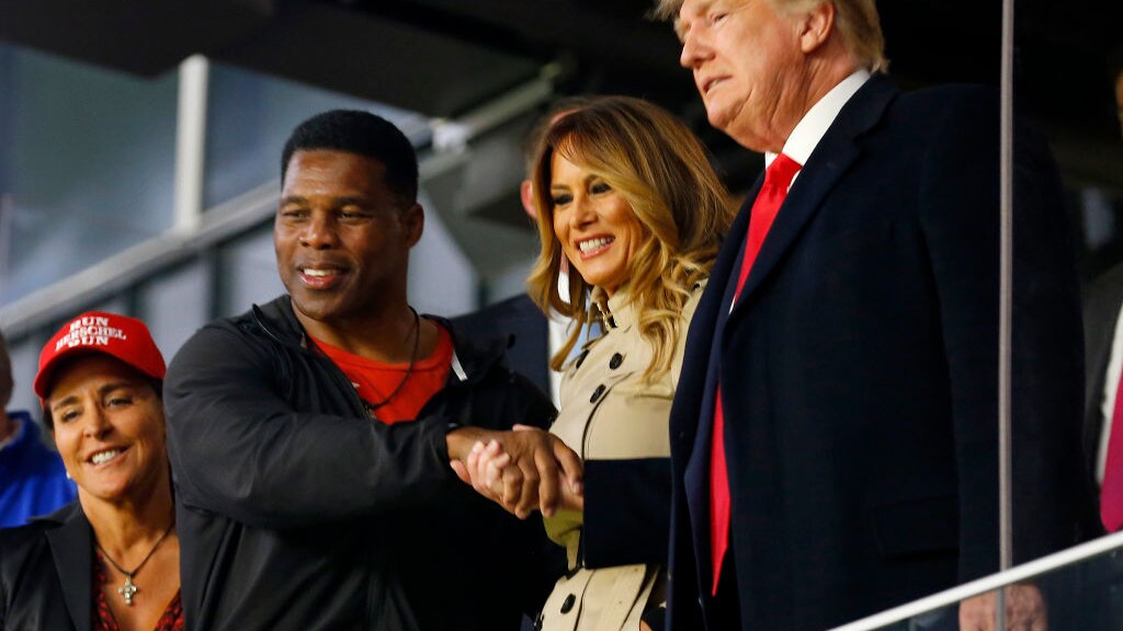 Herschel Walker werd door Donald Trump aangewezen als de Republikeinse kandidaat voor Georgia.