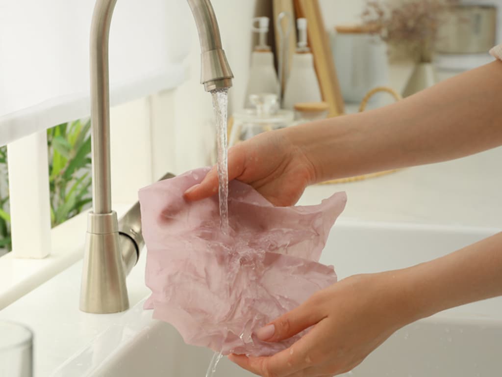 Veganistische spinnenzijde’ mogelijk duurzaam alternatief voor plastic Veganistische spinnenzijde’ mogelijk duurzaam alternatief voor plastic
