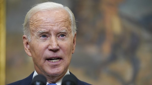 Biden dreigt met meer maatregelen tegen Rusland