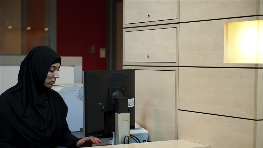 Werkgever mag ook stagiair verbieden hoofddoek te dragen