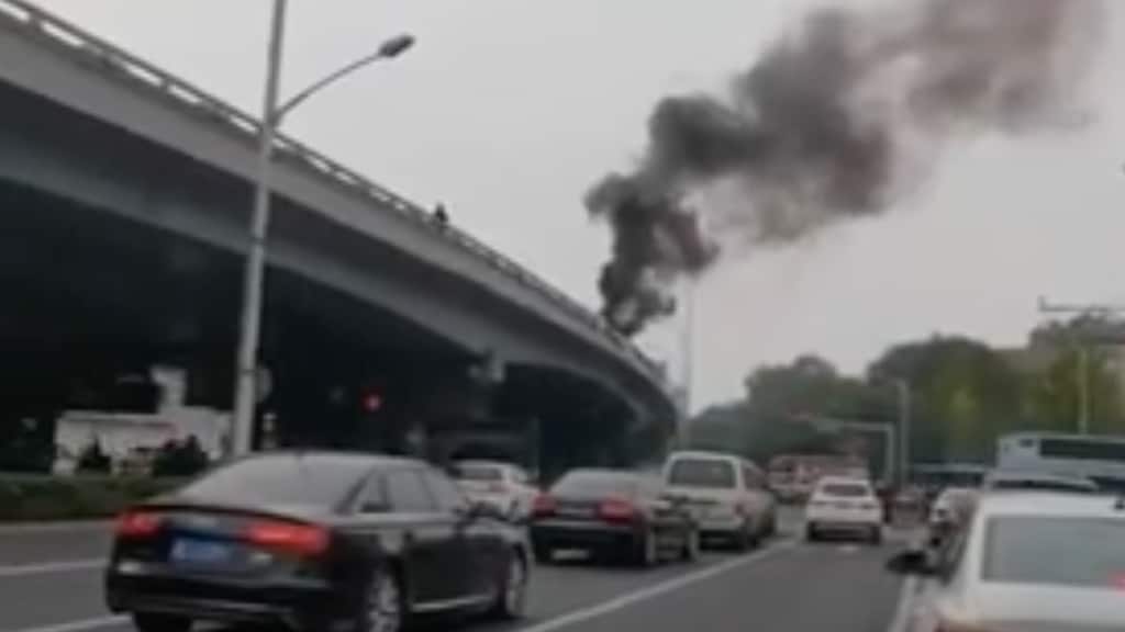 'Weg met verrader Xi Jinping': zeldzaam coronaprotest in Peking