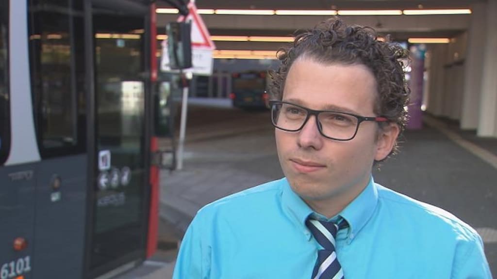 Personeelstekort door ziekteverzuim: 'Ben zelf achter het stuur gestapt'