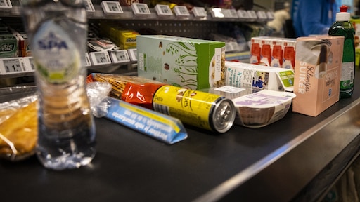 Gulle gever betaalt boodschappen Anny (96): familie wil de man bedanken