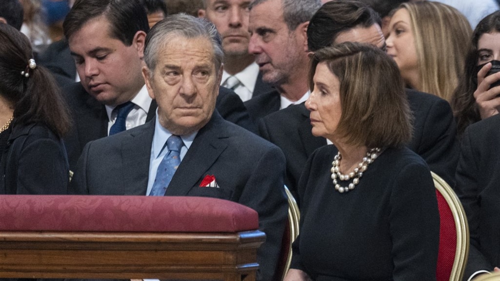 Paul Pelosi, schoonvader van Michiel Vos, aangevallen in woning