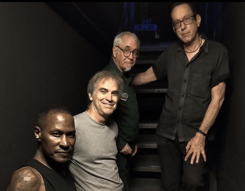 Voormalig Red Hot Chilli Peppersdrummer D.H. Peligro overleden RTL.nl