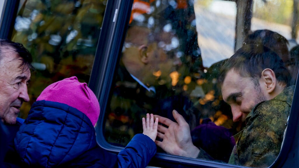 Nieuwe Russische rekruten in Oekraïne: 'We zijn kanonnenvoer, er zijn overal lijken'