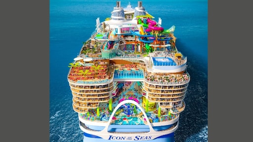 'Zo ziet de hel eruit voor mij': grootste cruiseschip ter wereld mikpunt van spot