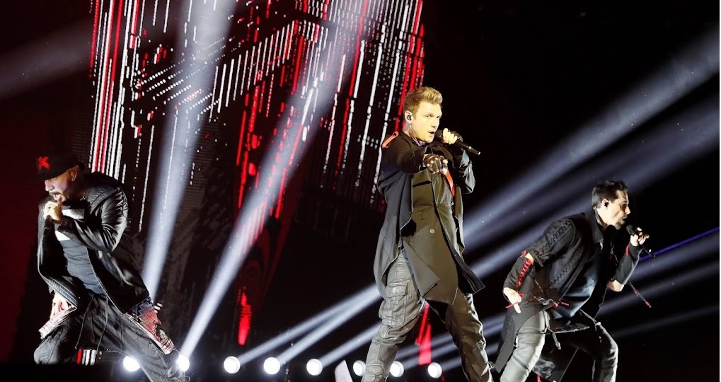 Nick Carter staat tijdens optreden stil bij dood jongere broer