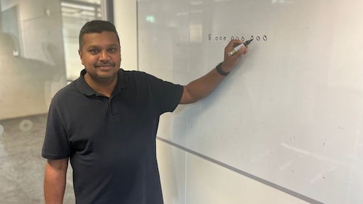 220.000 voetbalstadions vol: 8 miljard is moeilijk voor te stellen (en dit is waarom)