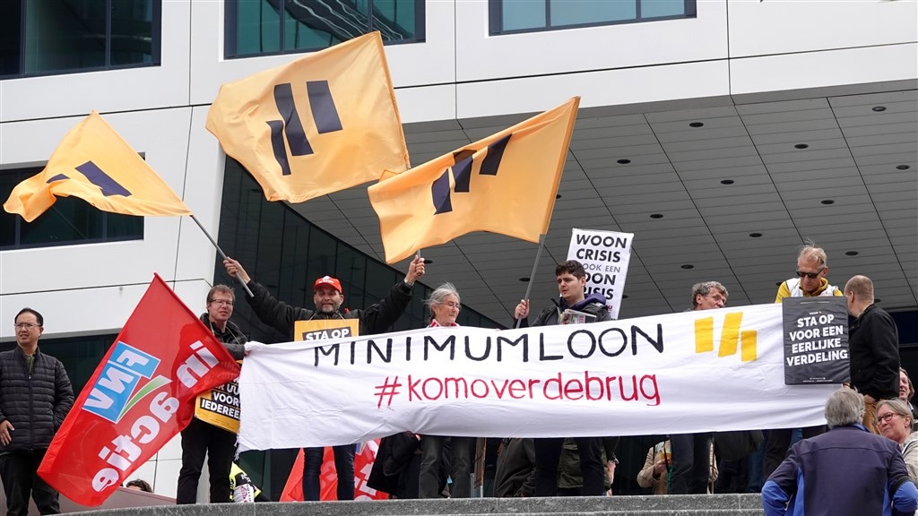 Werkgevers worstelen met hoger minimumloon: 'Ongekende stijging'