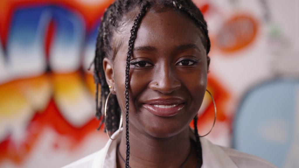 Adiza zet zich al jaren in voor jongeren.