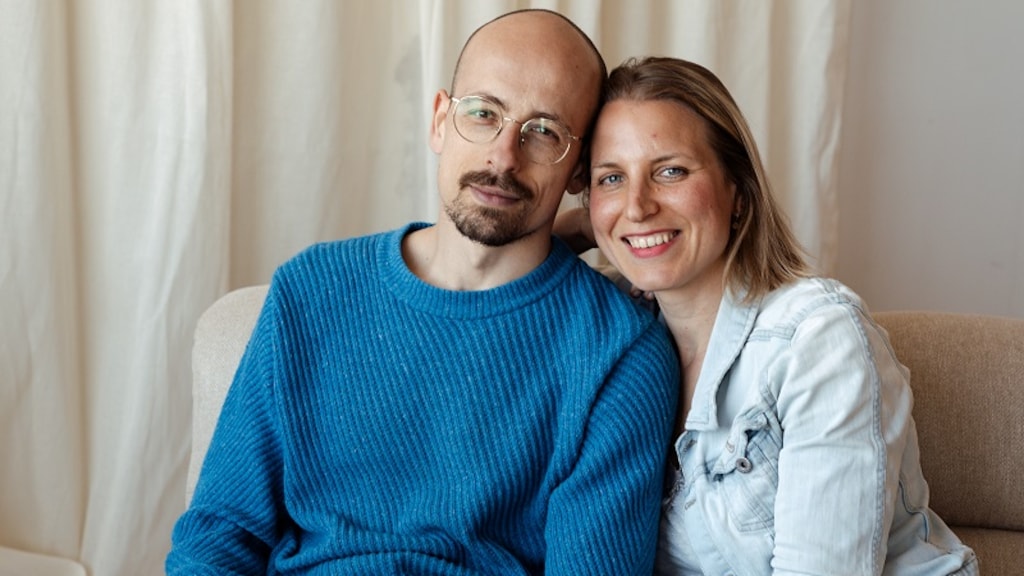 Sanne en haar vriend gingen samen in therapie: 'Apk-beurt voor onze relatie'